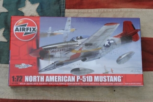 Airfix A01004  NORTH AMERICAN P-51D MUSTANG
